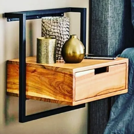 Mesa de luz flotante de madera y hierro